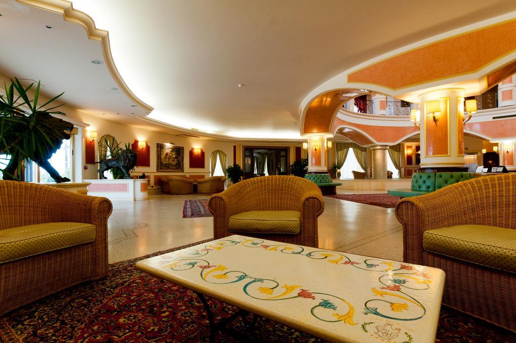 Parco Dei Principi Hotel 로첼라 이오니카 외부 사진