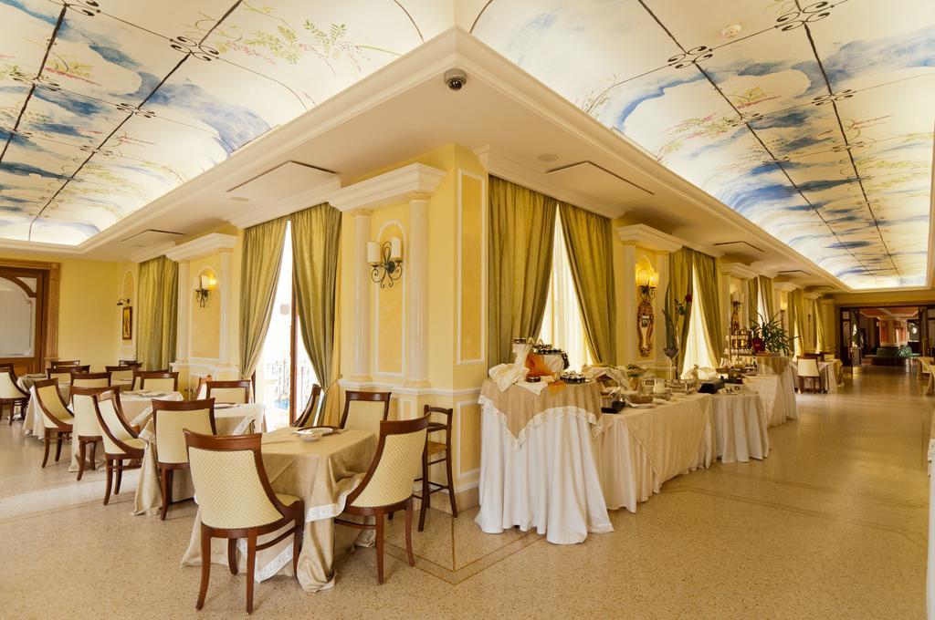Parco Dei Principi Hotel 로첼라 이오니카 외부 사진